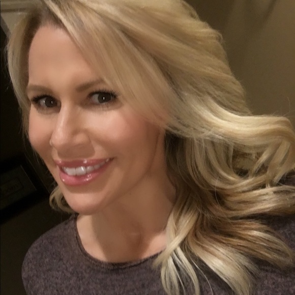 Meet your Posher, Michelle - Picture 4 of 5